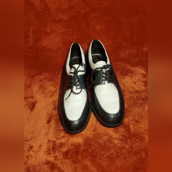 FRANCO SARTO VINTAGE BLACK AND WHITE LEATHER OXFORDS/SHOES - Picture 5 of 6
